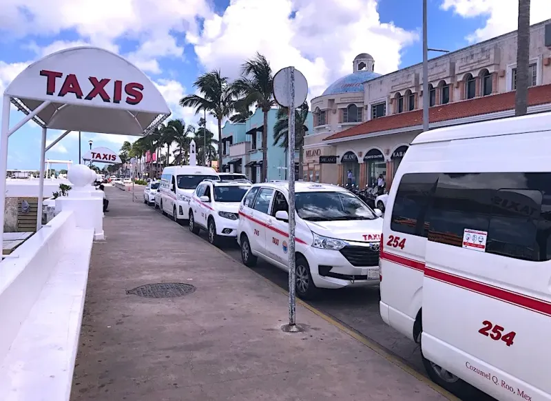 Cozumel's Taxi Cartel Controls Tourist Transportation