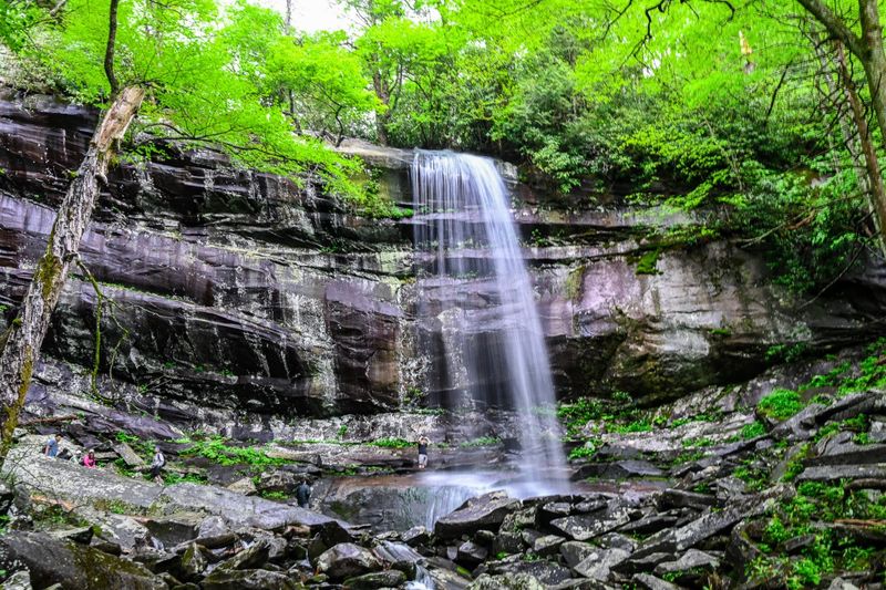 The Rainbow Falls Path