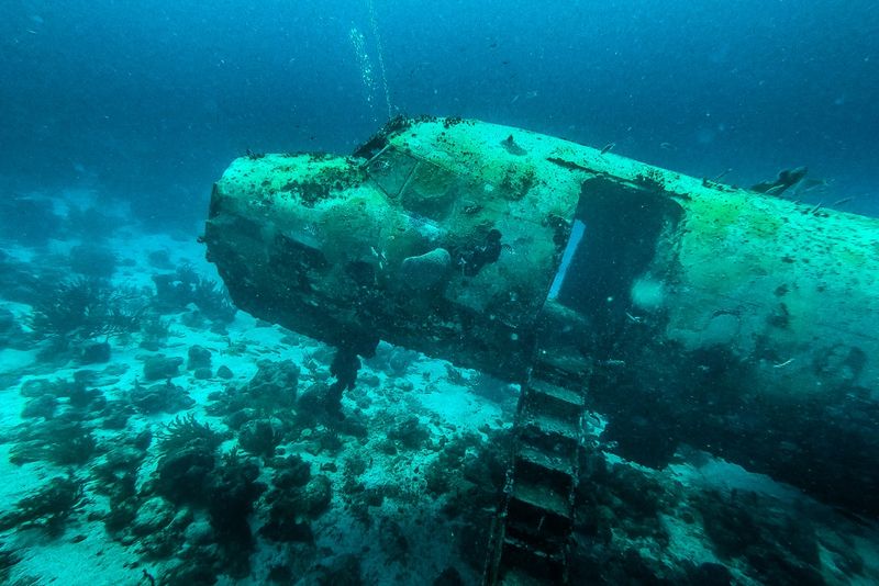 Submerged Airplane, Aruba