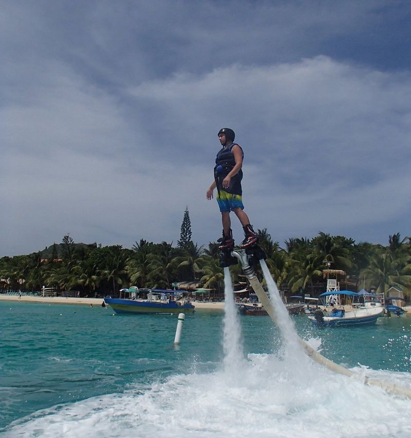 Roatan's Excursion Operators Lack Safety Certifications