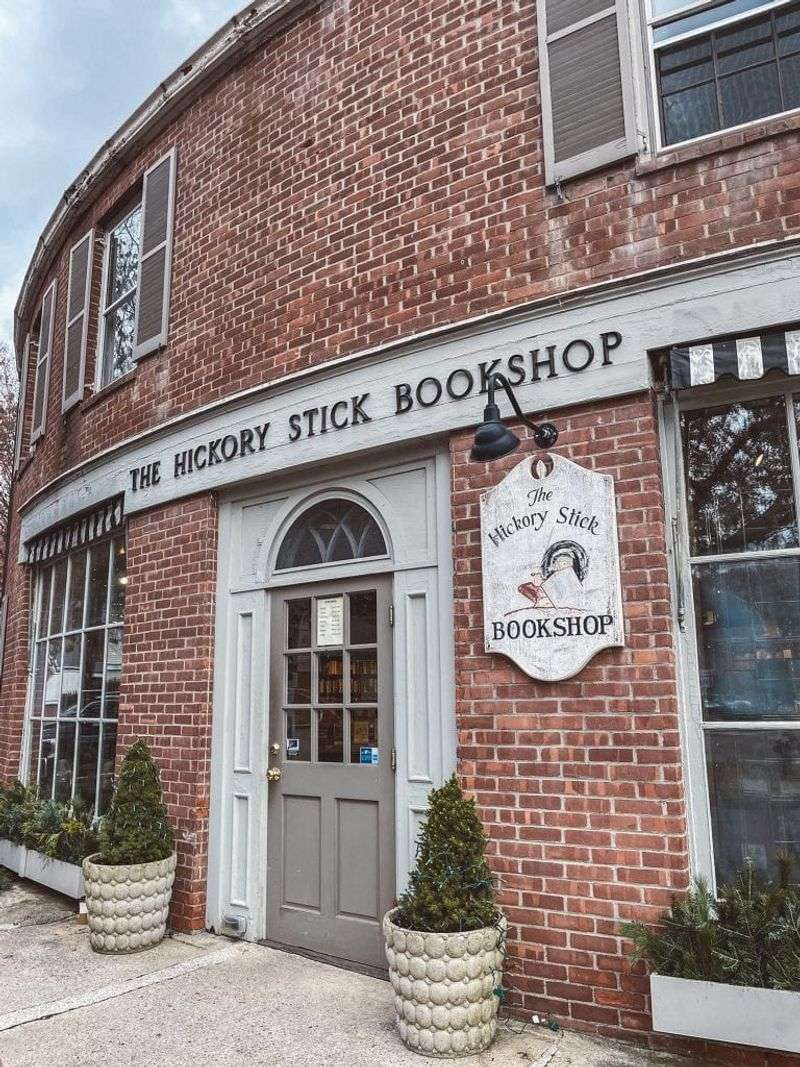 Hickory Stick Bookshop: Rory's Literary Paradise
