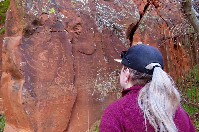 Crane Petroglyph Heritage Site