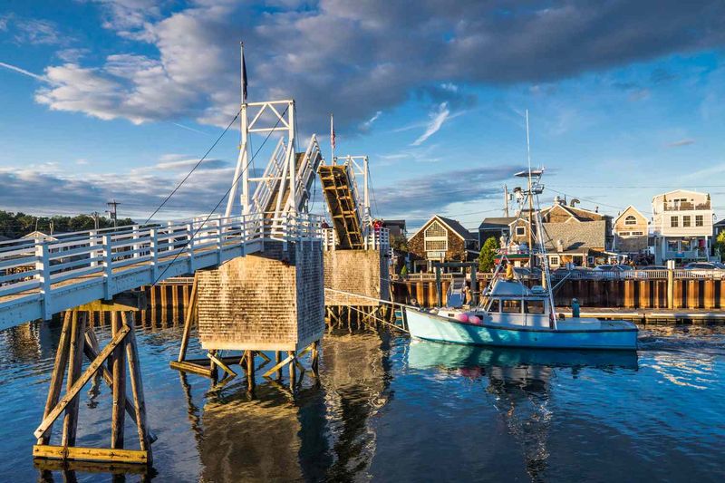 Exploring Ogunquit Beyond the Cave