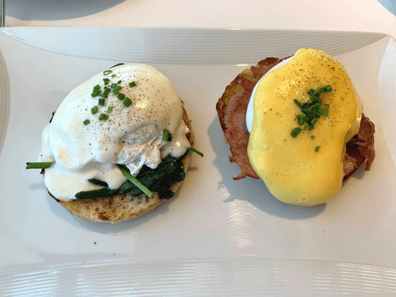 Flat Eggs Benedict