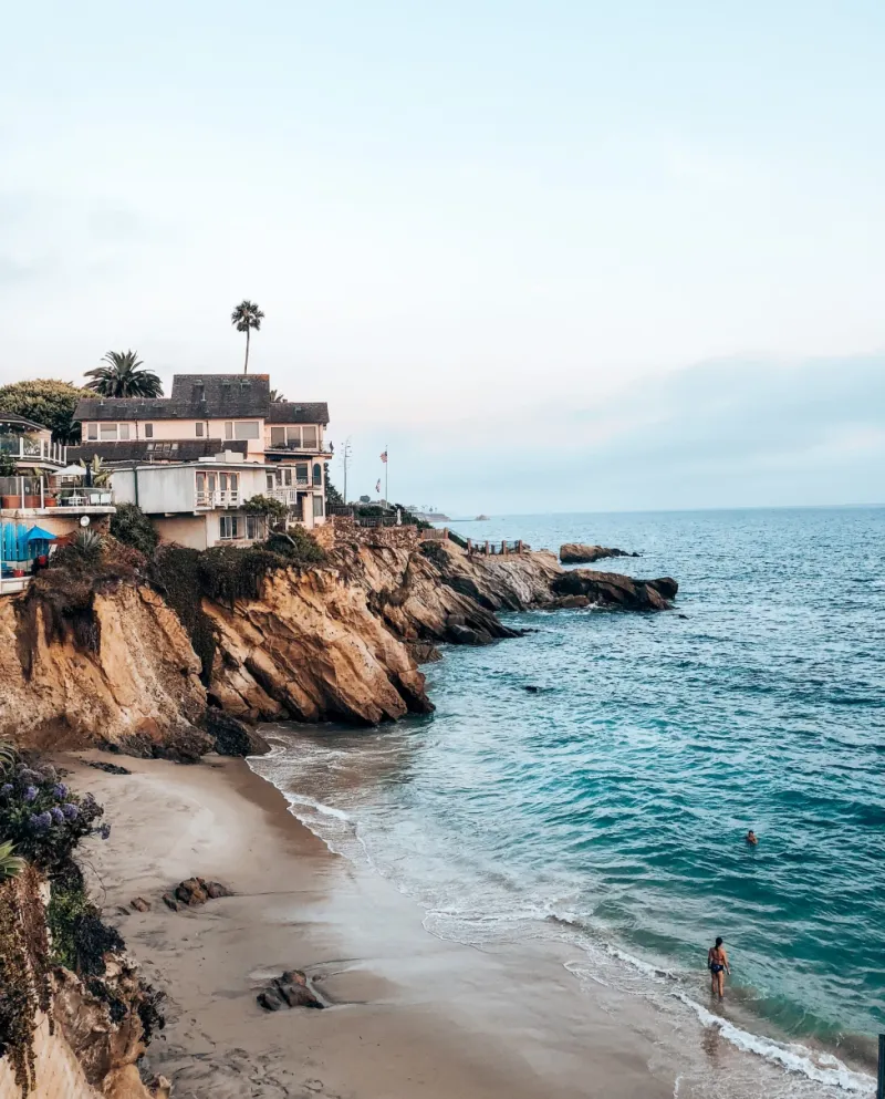 Laguna Beach - Artistic Cove Swimming