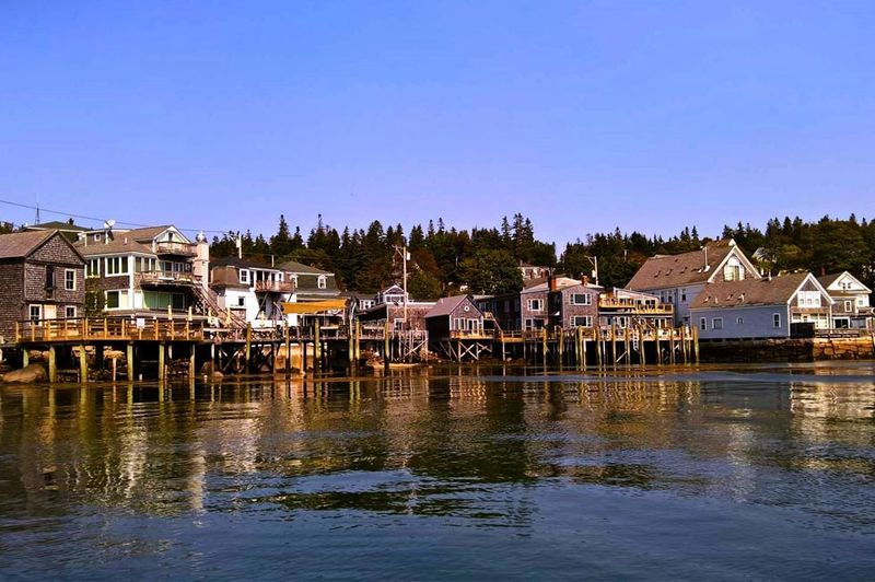 A Town Shaped by the Sea