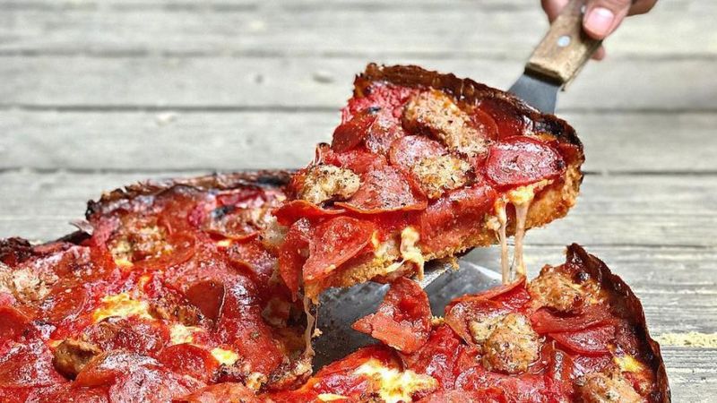 Pequod's Pizza - Caramelized Crust Cult Following