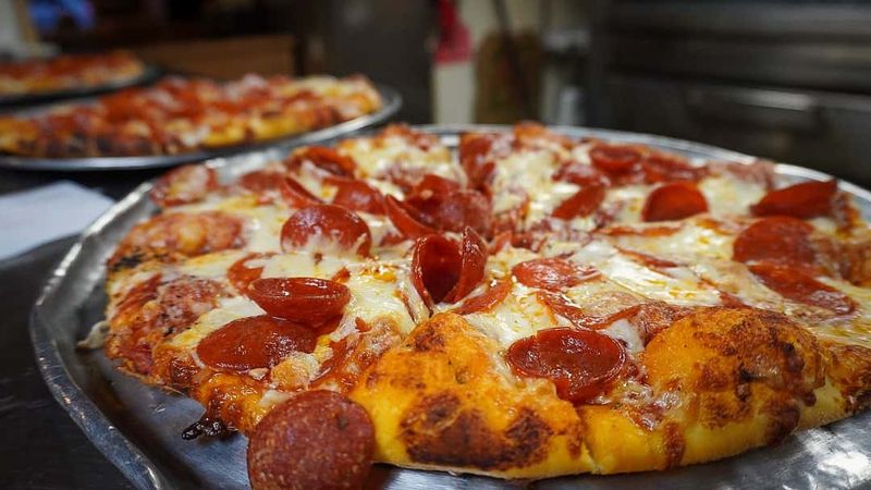 Deano's Pizza – Lafayette, Louisiana
