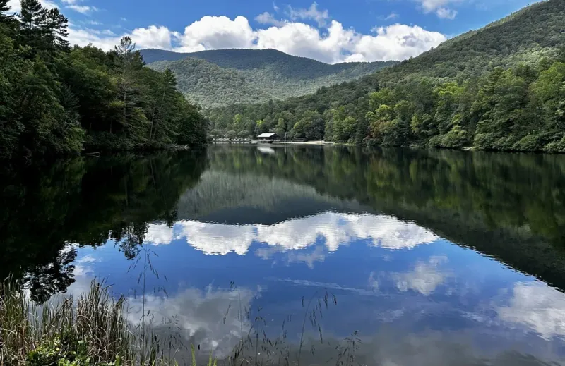 Lake Trahlyta Dam Overlook — Vogel State Park