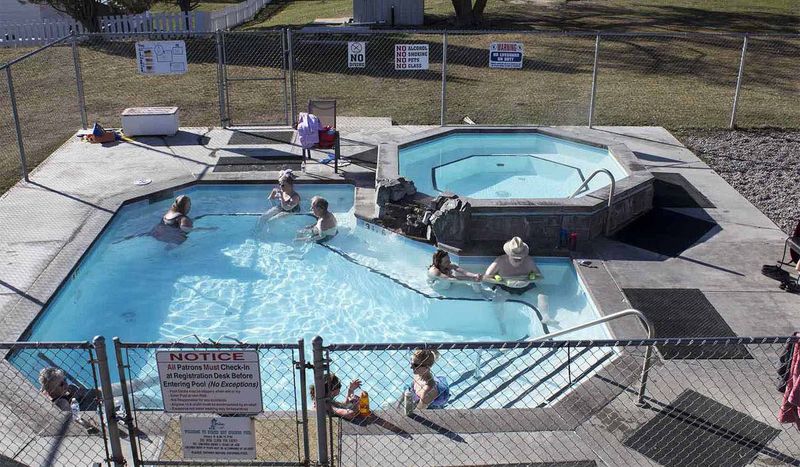 Symes Hot Springs (Hot Springs, MT)