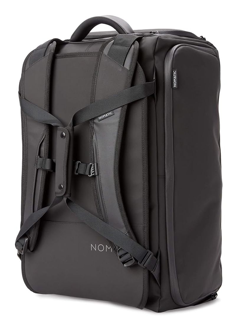 Nomatic 40L Travel Bag