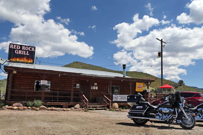 Red Rock Grill