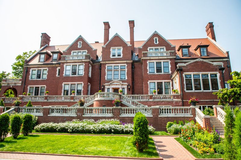 Glensheen Mansion Elegance