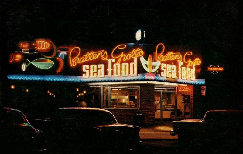 Neon Signs & Retro Roadside Iconography