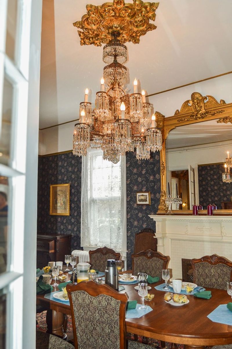 Victorian Bed & Breakfasts Create Romance