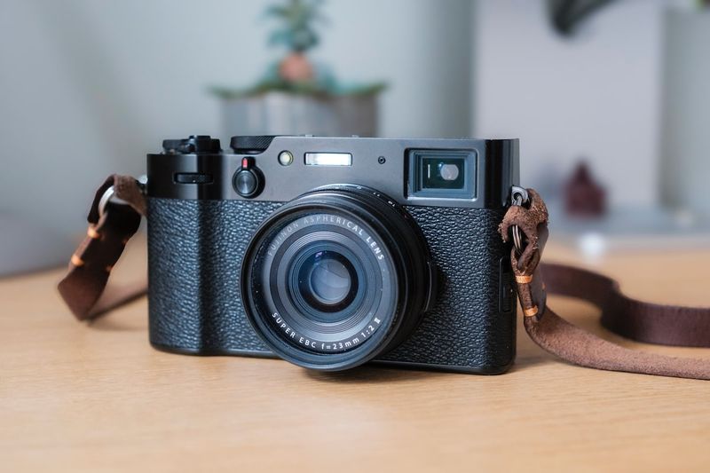 Fujifilm X100VI: Street Photography Marvel