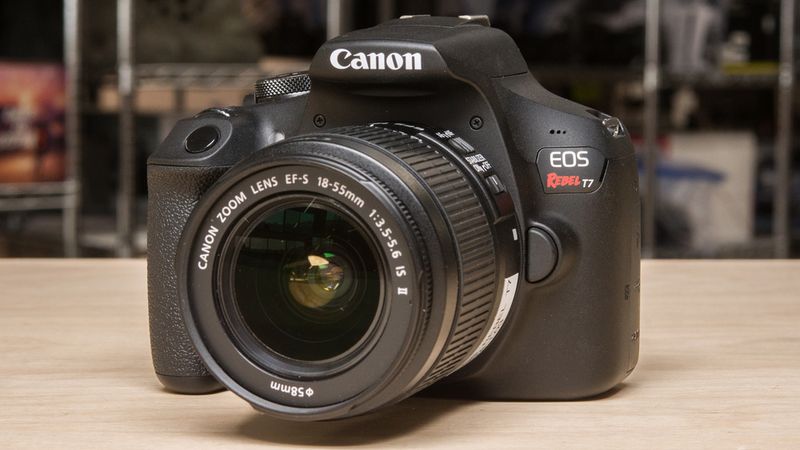 Canon EOS Rebel T7 with 18-55mm Lens