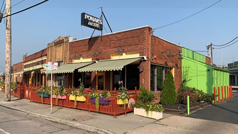 Ponak's Mexican Kitchen & Bar