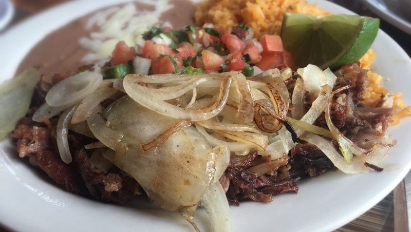 Los Comales Mexican Bar & Grill