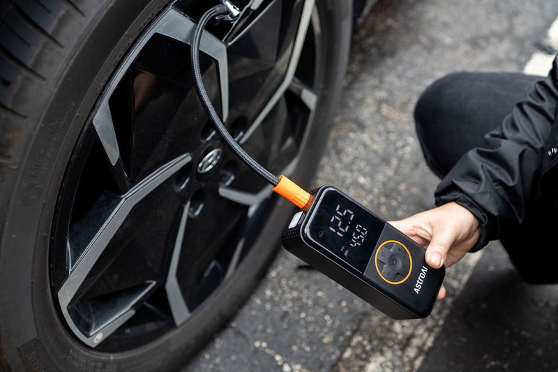 Portable Tire Inflator