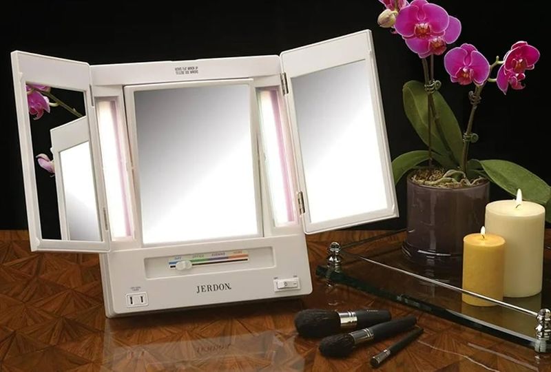 Jerdon Tri‑Fold Double‑Sided Makeup Mirror