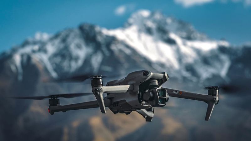 DJI Mavic Air 3: Compact Powerhouse for Serious Creators