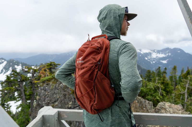Arc'teryx Aerios 15 — Sleek Minimalist Design