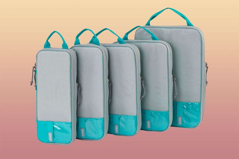 BAGSMART Compression Travel Pack – Best Value Compression