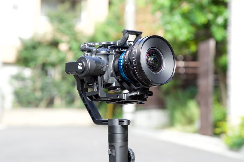 Zhiyun Crane 2