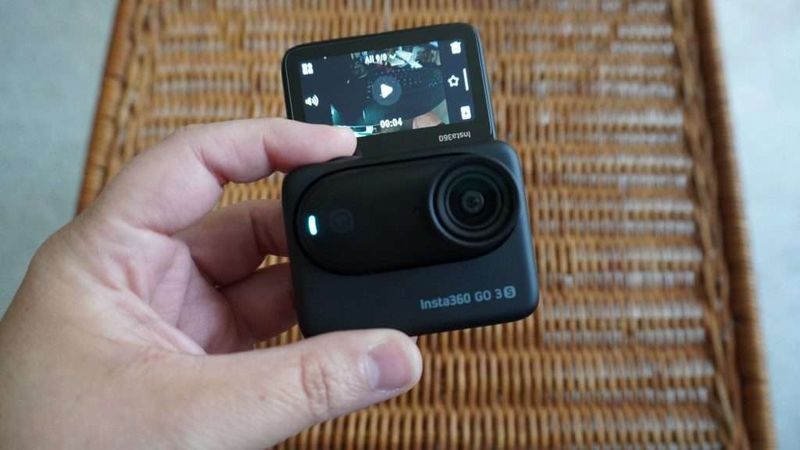 Insta360 GO 3 / GO 3S
