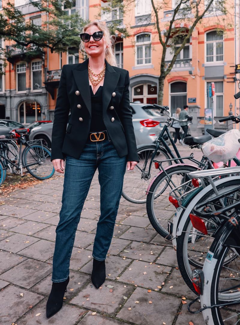 Forgetting Versatile Day-to-Night Outfits