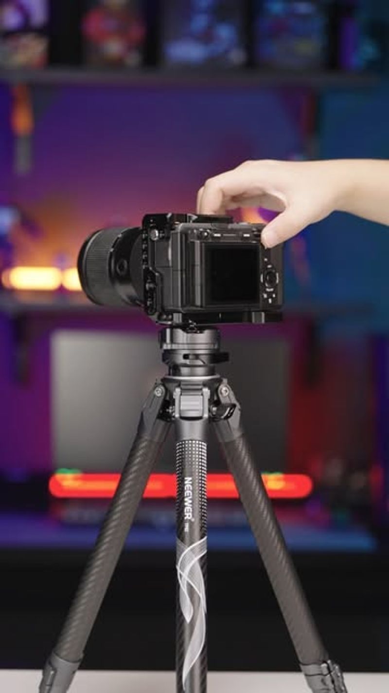Lightweight Carbon Fiber Tripod