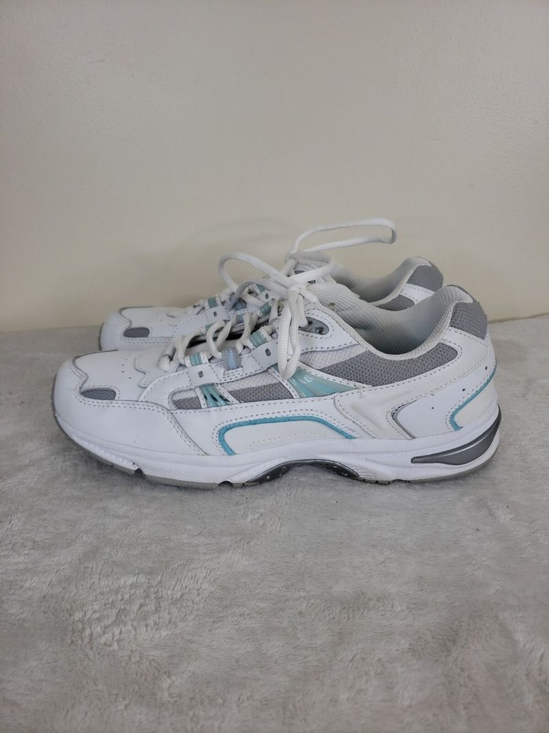 Vionic Walker Classic (Built-In Orthotic Support)