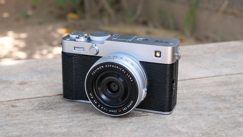 Fujifilm X-E5: The Stylish Storyteller