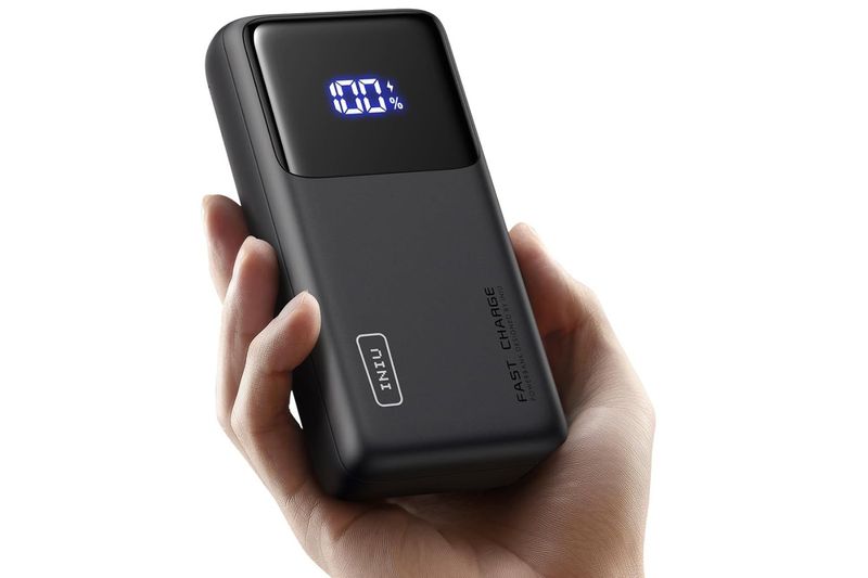 INIU 25,000mAh Fast Charger - The Budget Champion