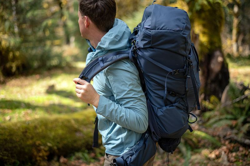 REI Co-op Traverse 45L