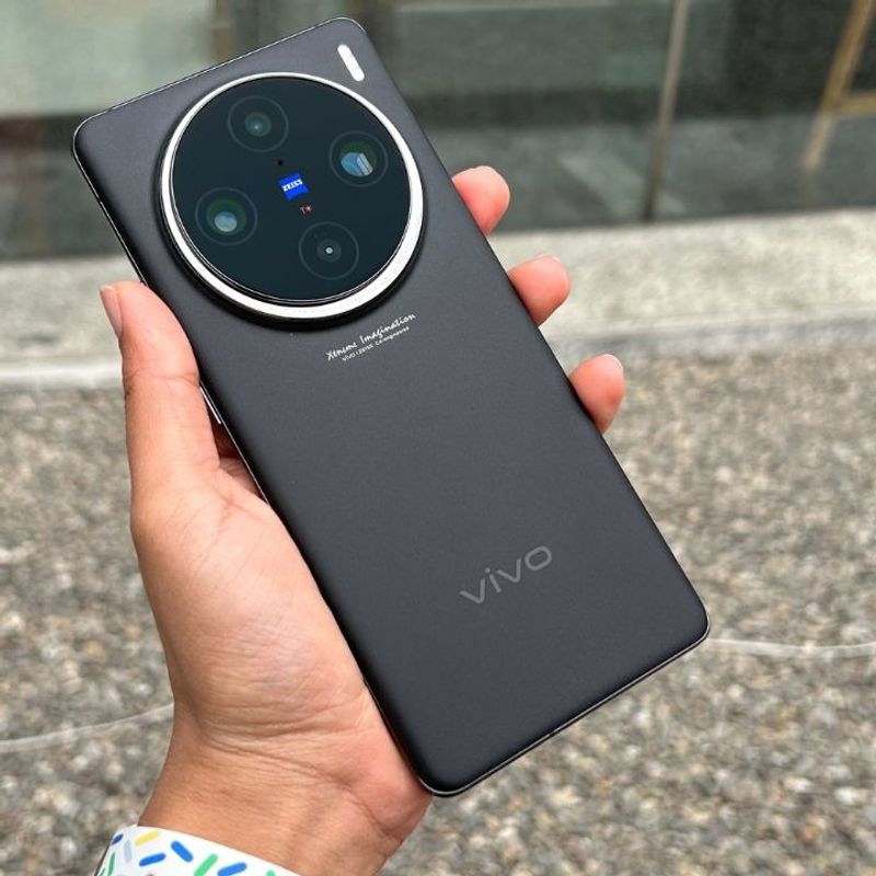 Vivo X100