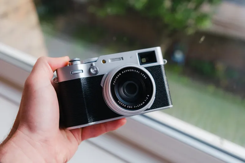 Fujifilm X100VI — street-to-sunset stunner