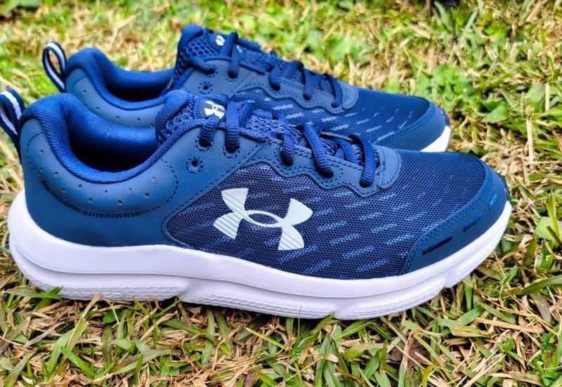 Under Armour Charged Assert 10