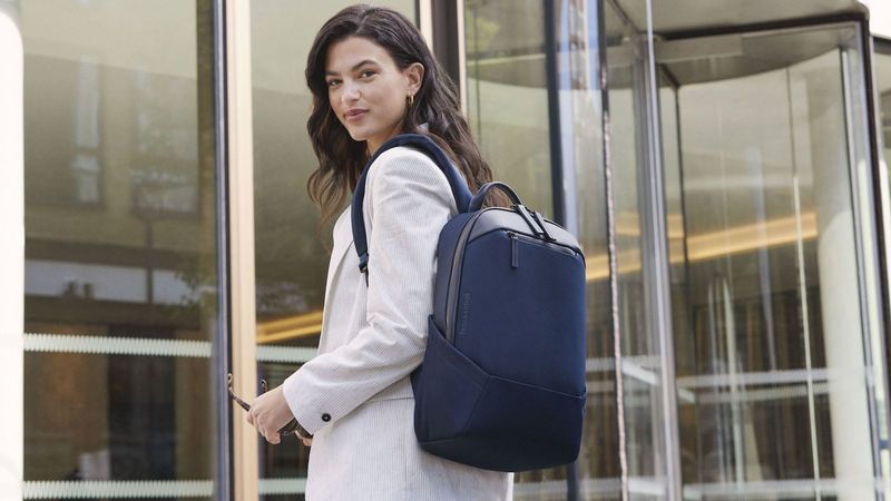 Troubadour Apex — Smart Work Style