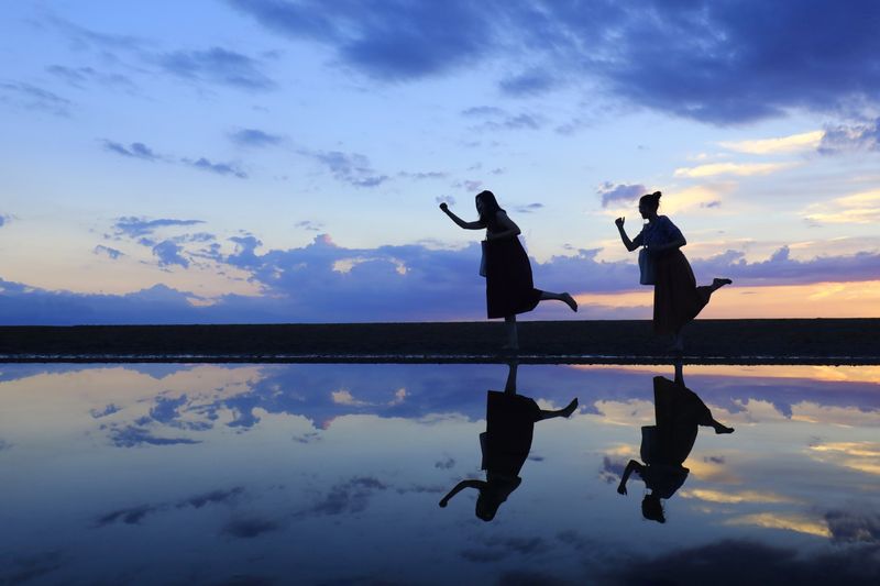 Play With Reflections