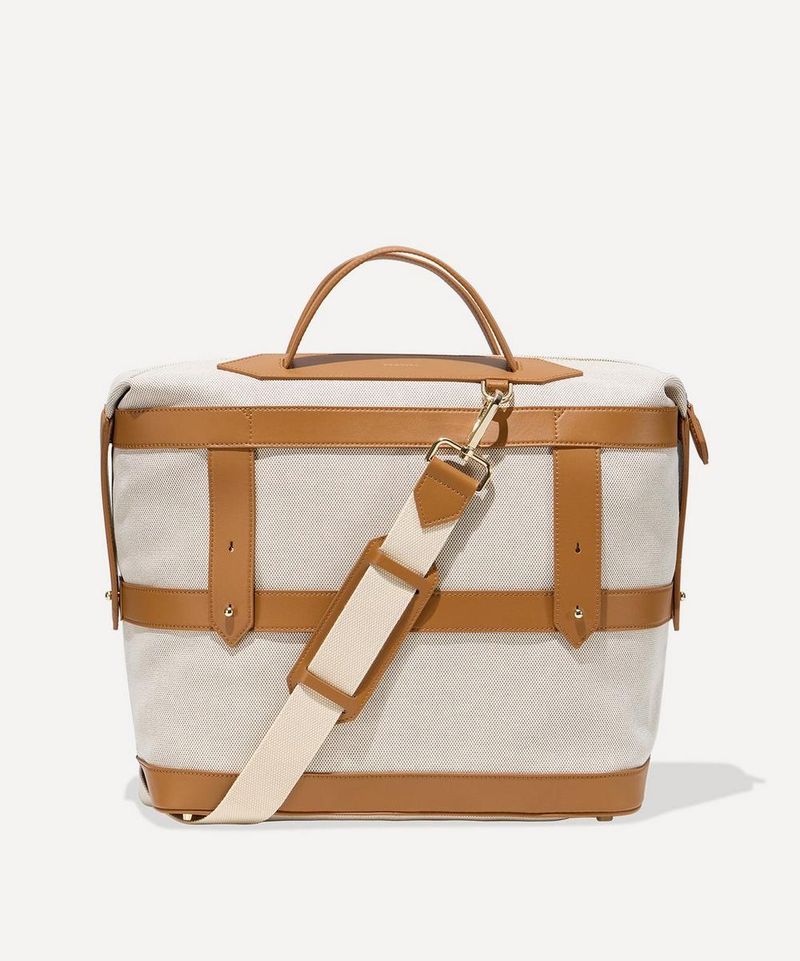 Paravel Weekender
