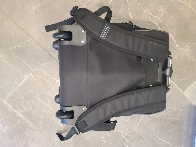 Targus Compact Rolling Backpack