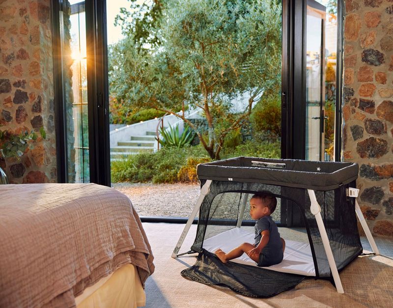 Guava Lotus Travel Crib