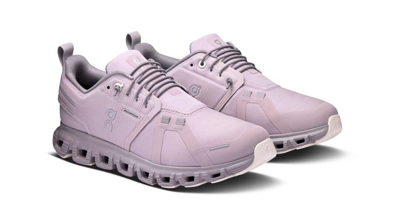 On Cloud 5 Waterproof — stay dry without clunky rain boots