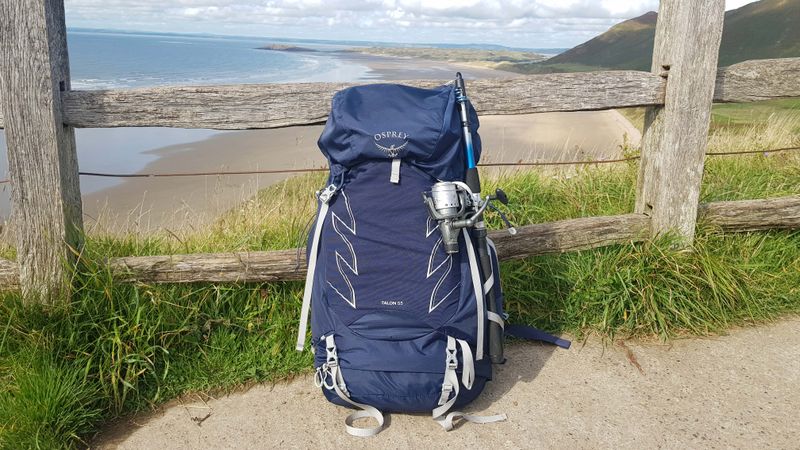 Osprey Talon / Tempest Series (with rain cover)