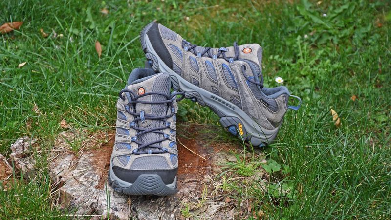 Merrell Moab 3 (low) — rugged sneaker-hiker for mixed terrain