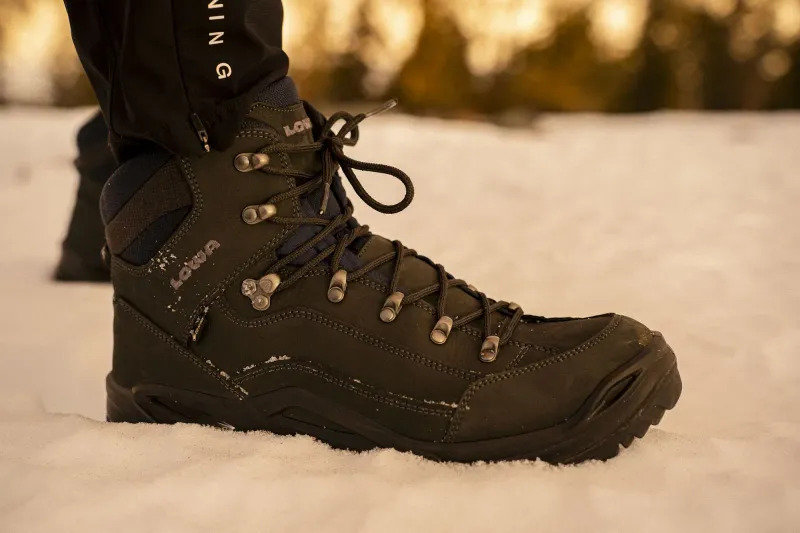 Lowa Renegade Mid GTX