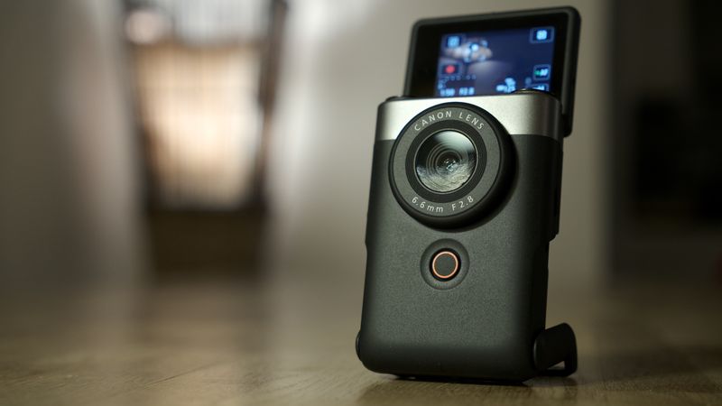 Canon PowerShot V10
