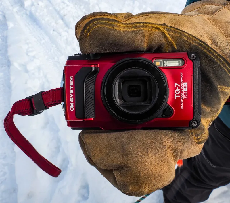 OM System Tough TG-7 (compact tough cam)